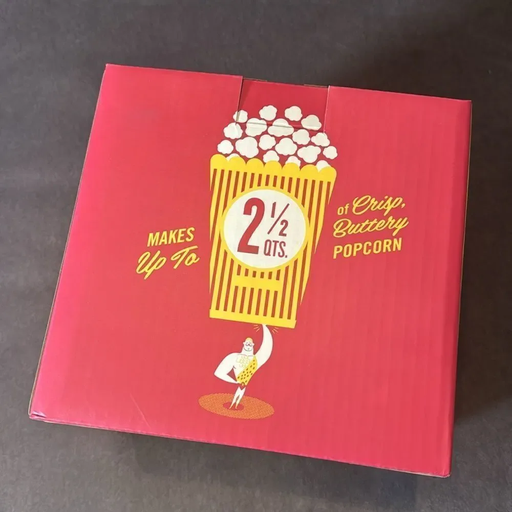 Williams Sonoma Popcorn Popper makes 2.5 qts Brand New